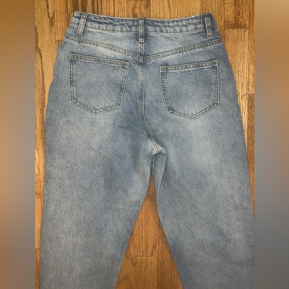 Misguided Petite Riot High Rise Mom Jeans US Size 2 WORN ONCE - Picture 5 of 10